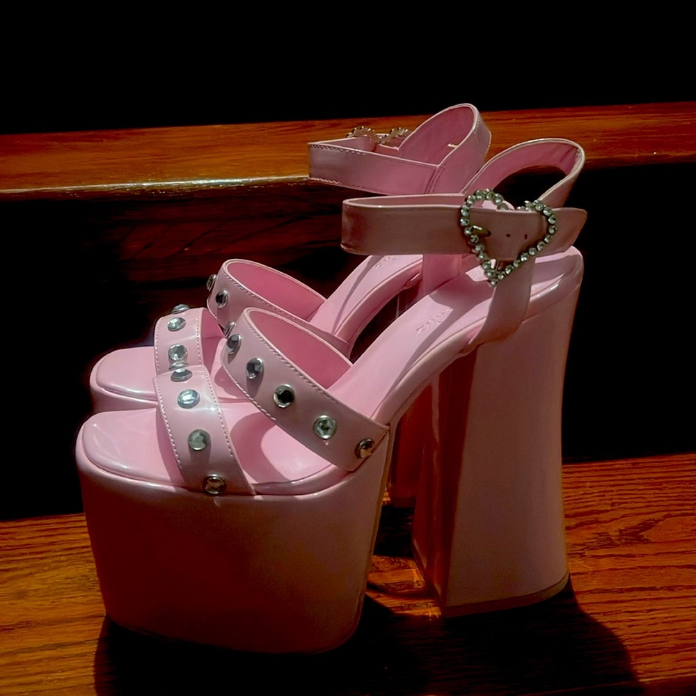 Sugar Thrillz Pink Platform 9